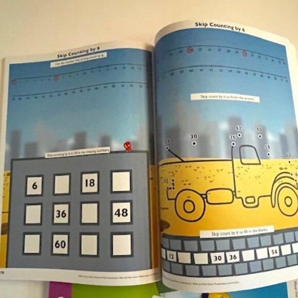 *NEW Meet the Math Facts Multiplication Workbook and Flashcards - Picture 6 of 10